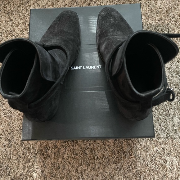 YSL JODHPUR BOOT BLACK SUEDE. GREAT CONDITION. Worn only 3 times. main image 4